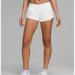 LULULEMON WHITE HOTTY HOTS SIZE 2